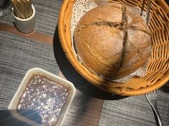 -卡普里披萨·牛扒·下午茶
