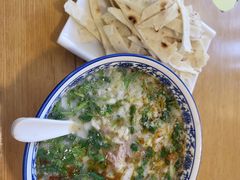 -八百里牛肉汤(盖饭·锅贴·万象城店)