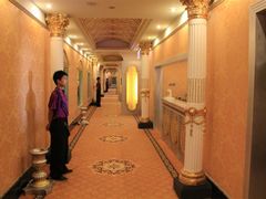 -九号公馆(秦岭路店)