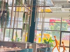 -红樱桃·欢乐餐厅(太原里店)