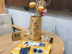 -藏猫猫咖啡主题馆(中央大道店)