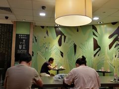 大堂-麦当劳(新洲南路店)