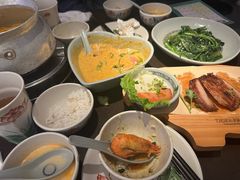 -大头虾越式风味餐厅(光明广场店)