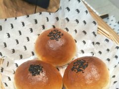 -沁屋面包店(人民东路店)