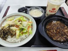 卤肉饭-永和大王·现磨豆浆·卤肉饭(九亭SH085店)