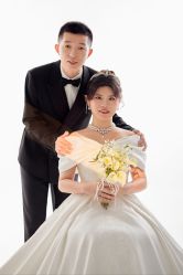 -麦田·婚纱摄影(天河新天地店)