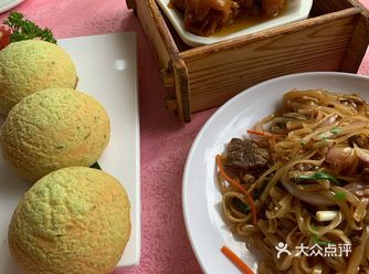 好像才3块一个人，从来没遇到过茶位费那么便宜的！