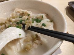 虾仁虾滑馄饨-吉祥馄饨(虹桥火车站店)