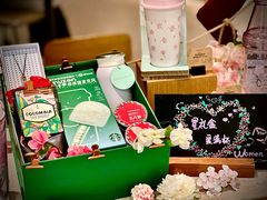 -星巴克臻选(上海合生汇1F店)