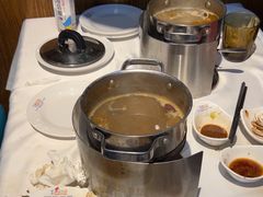 -领鲜活海鲜榴莲自助火锅(东门店)