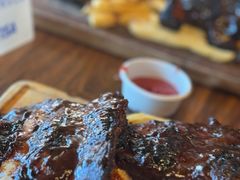 -Ribs & Burgers The Rocks