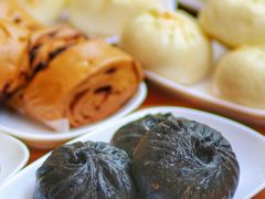 -李与白包子铺(桐梓林店)