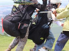 -伏龙山滑翔伞基地