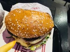 -The Habit Burger Grill 哈比特汉堡(爱琴海店)