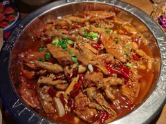 鸡翅煲-胖哥俩肉蟹煲(河北勒泰购物中心店)