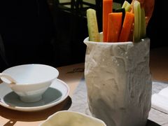 笔筒色拉-穹六人间 people 6(岳阳路店)
