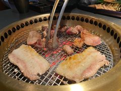 -铭牛烧肉·和牛海鲜自助(高新月牙湖店)