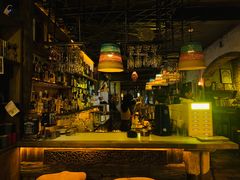 -城墙外BAR