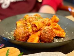 -Carbon莫卡哆·意大利复古集市餐厅(杭州大厦店)