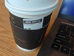 -星巴克臻选(上海合生汇1F店)