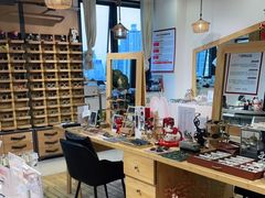 -肆兮眼镜·蔡司·徕卡战略合作店(大坪店)