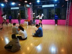 -DOS HOP潮上舞蹈