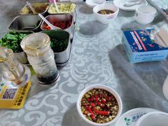 -范饭椰林川湘味海鲜·椰子鸡(三亚湾椰梦长廊店)