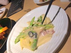 -穹六人间 people 6(岳阳路店)