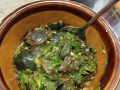 -湖南人家湘菜馆(镇江路店)