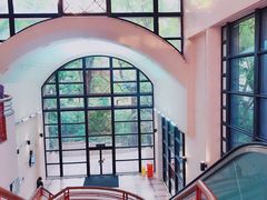 -香港大学