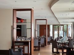 -静之湖湖畔餐厅