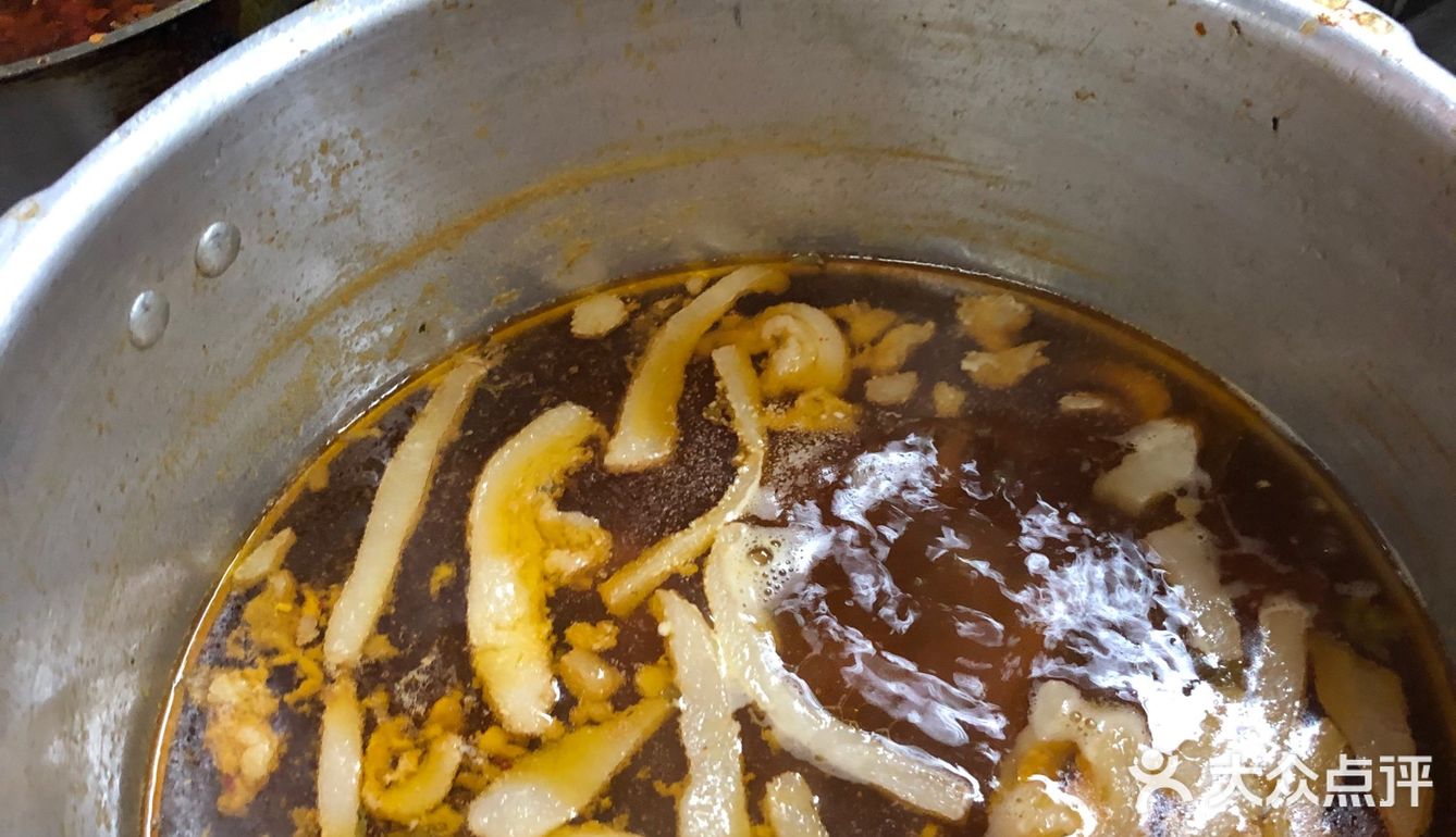 提醒大家不要看牌子点单,去取餐的窗口点单