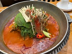 -喇喇排骨火锅·传统韩式脊骨汤(望京西园总店)