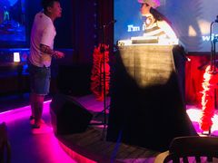 -枫林晚音乐串吧