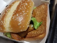 -肯德基(东安路站店)