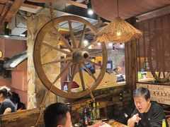 -东巴婆婆云南鱼豆花火锅(大东门店)