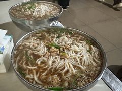 -正宗杨记普洱酸醋米线(总店)