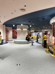 -奈尔宝家庭中心·亲子早教·派对餐厅(北京东坝万达店)