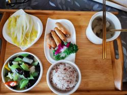 -卓玥国际月子会所(罗山路店)