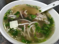 牛肉粉汤-胡家包子·清真(大众巷店)
