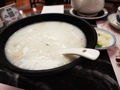 冬瓜鱼蓉粥-中国大酒店·食街