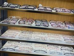 -优医视平价眼镜超市蔡司依视路折扣(小马厂店)