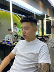 -不迫先生专业男士剪发