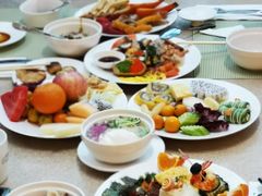 -亮马河饭店翠雅咖啡厅