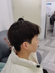 -米娜护肤造型
