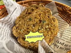 -卡普里披萨·牛扒·下午茶