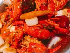 -霄汉牛三鲜湖北砂锅菜(万松园2店)