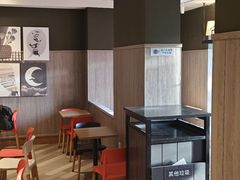 -肯德基(珠峰店)