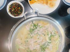 -老来福·非遗酸汤兔(凯旋路店)