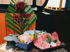 -铭牛烧肉·和牛海鲜自助(高新月牙湖店)